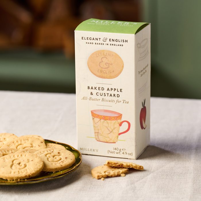 Elegant English Apple Custard Biscuits